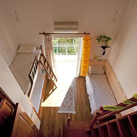 Aphrodite's House Villa *